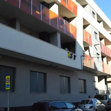 Apartment Center- Calle San Pascual *